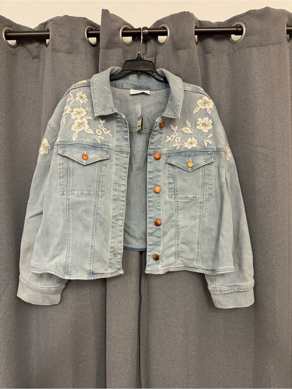 Lane Bryant Light Blue Denim Jacket with White Floral Embroidery - Picture 15 of 15